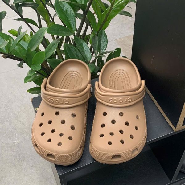 790 - Dép Sandal Clog Unisex Crocs Classic - Latte