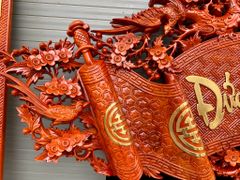 Cuốn Thư Câu Đối Gỗ Hương Đỏ Chữ Việt Đức Lưu Quang Kích Thước 1m97