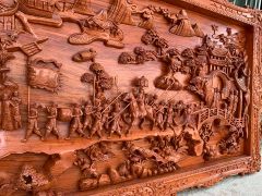 Tranh Gỗ Vinh Quy Bái Tổ Kênh Bong Kích Thước 197*97*7 Cm Hương Đá