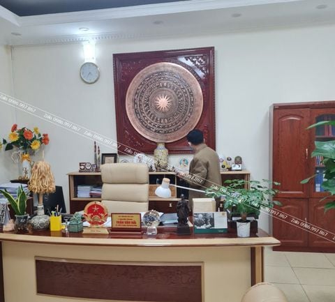 Tranh Trống Đồng Mặt Gò Đồng Đỏ Kích Thước 140*140 Cm