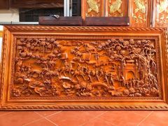 Tranh Gỗ Vinh Quy Bái Tổ Kênh Bong Kích Thước 197*97*6 Cm Hương Đỏ