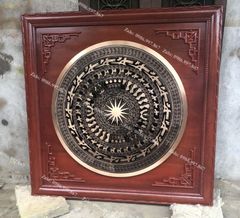 Tranh Trống Đồng Vuông Khung Gỗ Hương Kích Thước 80*80 Cm