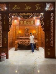 Vách Ngăn Phòng Thờ -  Gỗ Gõ Đỏ Tự Nhiên