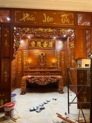 Vách Ngăn Phòng Thờ -  Gỗ Gõ Đỏ Tự Nhiên