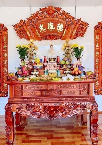 Cuốn Thư Câu Đối Gỗ Hương Đỏ Đục Rồng Kích Thước Cuốn Thư 175*81*4 - Câu Đối 175*28*4