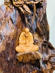 Tượng Phật - Đạt Ma Ngồi Thiền Kích Thước C73-S25-N43 Gỗ Lũa Bách Xanh