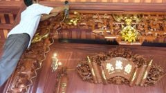 Cửa Võng Đục Truyện Gỗ Hương Đá - Mẫu 2