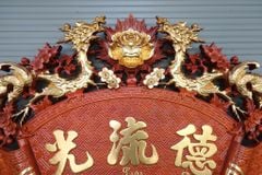 Cuốn Thư Câu Đối Gỗ Hương Đỏ Đục Rồng Kích Thước Cuốn Thư 197*87*4 - Câu Đối 197*28*4 Dát Vàng Nhiều