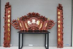 Cuốn Thư Câu Đối Gỗ Đục Long Phượng Kích Thước Cuốn Thư 197*87*4 - Câu Đối 197*28*4 Hương Đá