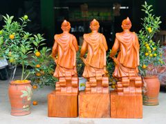 Tượng Danh Nhân - Tượng Gỗ Trần Quốc Tuấn Kích Thước C80-S22-N25 Gỗ Hương Đá