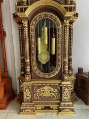 Đồng hồ gỗ đứng dát vàng