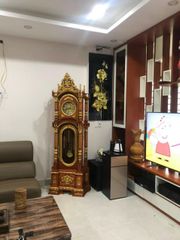Đồng hồ gỗ đứng dát vàng