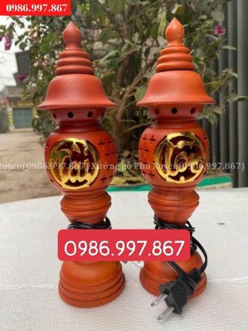 Đèn thờ quả dứa bằng gỗ cao 36cm