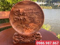 Đĩa Gỗ chữ Cha Mẹ dk 35cm