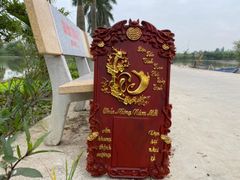 Đốc lịch gỗ chữ Lộc cao 65cm dát vàng