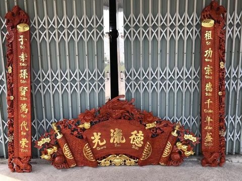 Cuốn Thư Câu Đối Gỗ Đục Phượng Kích Thước Cuốn Thư 197*87*4 - Câu Đối 197*28*4 Hương Đỏ