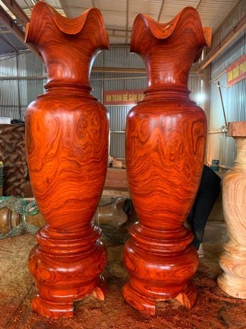 Lục Bình Gỗ Hương Đỏ Cao 220Cm Đường Kính 65Cm