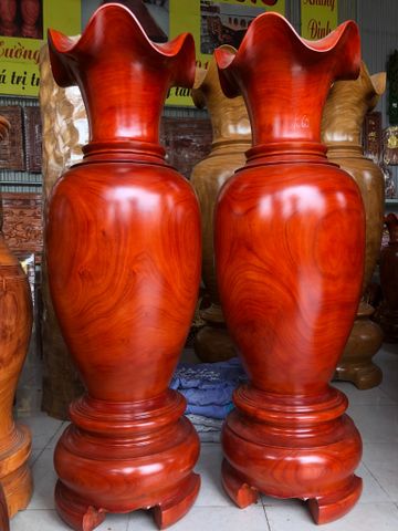 Lục Bình Gỗ Hương Đỏ Cao 180Cm Đường Kính 60Cm