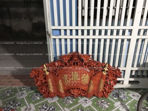 Cuốn Thư Câu Đối Gỗ Hương Đỏ Đục Rồng Kích Thước Cuốn Thư 137*69*4 - Câu Đối 177*26*4
