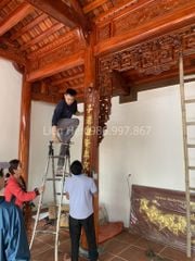 Hoành Phi Câu Đối Gỗ Gụ Kích Thước ngang 197 cao 67cm- Khung dày 6cm, ván 3cm- Câu đối 197 đường kính 30cm dày 4cm ôm cột
