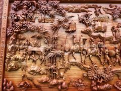 Tranh Vinh quy KT ngang 206cm, cao 127cm, khung dày 7cm, ván 6cm