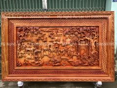 Tranh Vinh quy KT ngang 206cm, cao 127cm, khung dày 7cm, ván 6cm