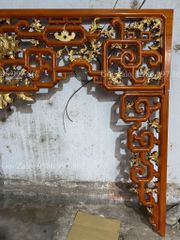 Cửa Võng Đục Truyện Gỗ Hương Đỏ