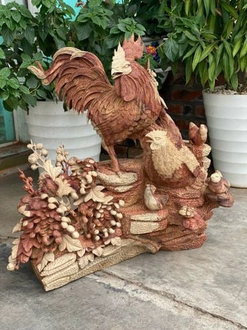 Tượng Linh Vật - Gia đình gà gỗ hương liền khối