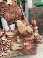 Tượng Linh Vật - Gia đình gà gỗ hương liền khối