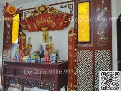 Cuốn Thư Câu Đối Gỗ Hương Đỏ Chữ Việt Đức Lưu Quang Kích Thước 1m97 Dát Vàng Theo Yêu Cầu