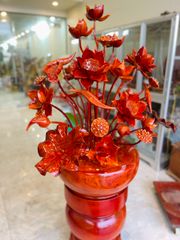 Bình Hoa Sen Gỗ Hương Đỏ Cao 96 - 35 Bông