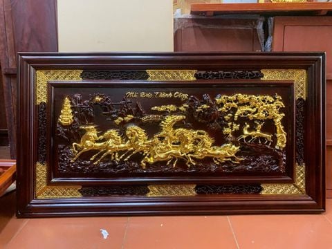 Tranh Gỗ Mã Đáo Thành Công Kích Thước 127*67*4 Hương Đỏ