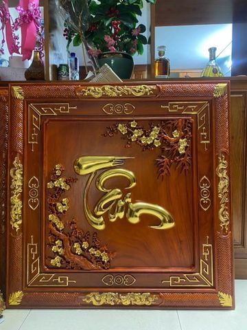 Tranh Chữ Tâm -Gỗ Hương Đỏ- Kích Thước 81x81
