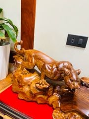Tượng Linh Vật - Báo Gỗ Cẩm Ngang 66cm, cao 29cm