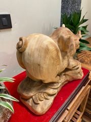 Tượng Linh Vật - Heo Xinh Gỗ Ngọc Am Thơm Nức Cao 33cm, Ngang 28cm, Sâu 21cm