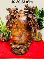 Tượng Phong Thuỷ - Tượng Sóc Nho Gỗ Cẩm Cao 40cm