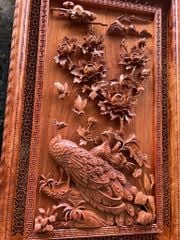 Tranh Gỗ Phong Thủy - Tranh Chim Công Hoa Mẫu Đơn Kích Thước Ngang 67cm, cao 108cm