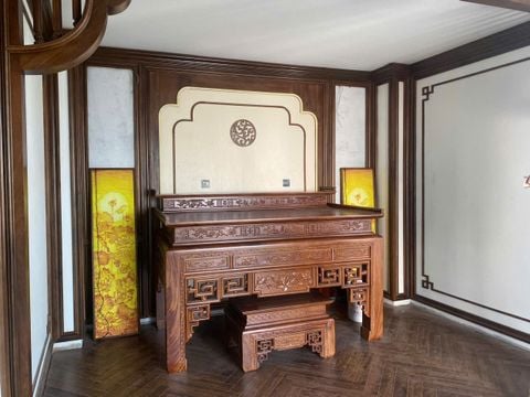 Vách Ngăn Phòng Thờ -  Kết Hợp Với Tranh Trúc Chỉ VN11