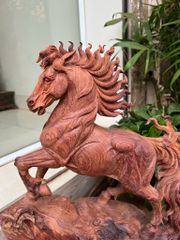 Tượng Linh Vật - Nhất Mã Gỗ Cẩm Việt Liền Khối Kích Thước C50N38S12