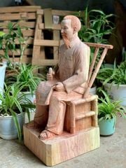Tượng Danh Nhân - Tượng Gỗ Bác Hồ Ngồi Đọc Báo Cao 65cm
