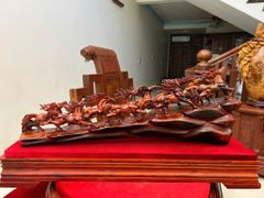 Tượng Linh Vật - Cầu Bát Mã Gỗ Trắc Việt Ngang 55cm