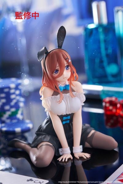 Nakano Miku Bunny Ver. Desktop Cute - Gotoubun no Hanayome | Taito Figure