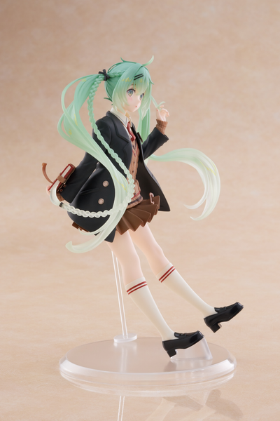 Hatsune Miku Fashion Series Hatsune Miku Preppy - Piapro Characters | Taito Figure