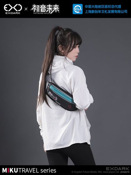 Túi đeo chéo Hatsune Miku MIKU TRAVEL Series Shoulder Bag | Moeyu