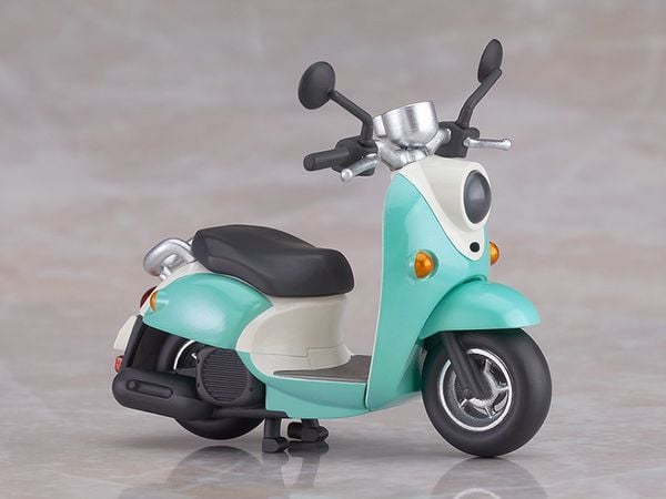 Nendoroid 1451 Rin Shima: Touring Ver. - Laid-Back Camp | Max Factory Figure