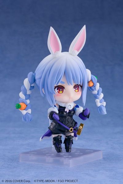 Nendoroid 2682 Usada Pekora Mash Kyrielight Collaboration Ver. - Fate Grand Order Hololive | Aniplex Figure