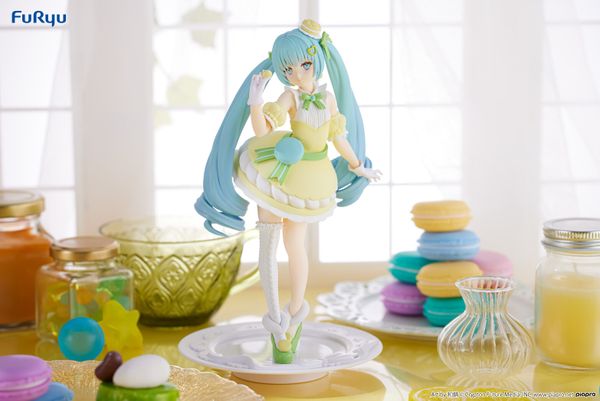Hatsune Miku Citron Macaron ver. - Exceed Creative Sweet Sweets - Piapro Characters | FuRyu Figure