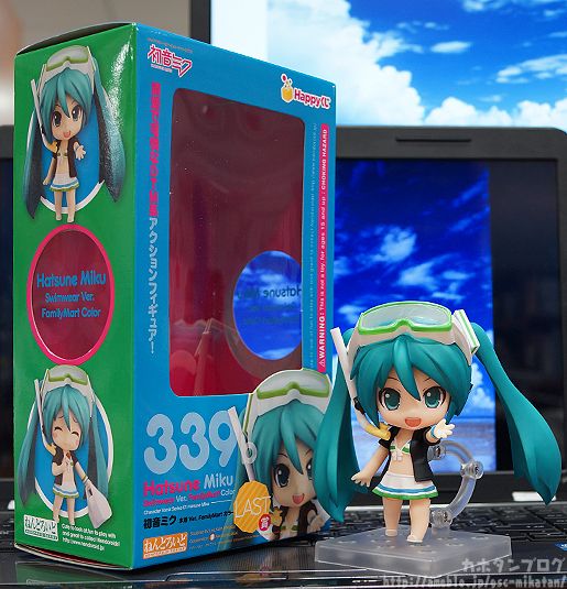 Nendoroid 339b Hatsune Miku Swimsuit Ver. FamilyMart Color