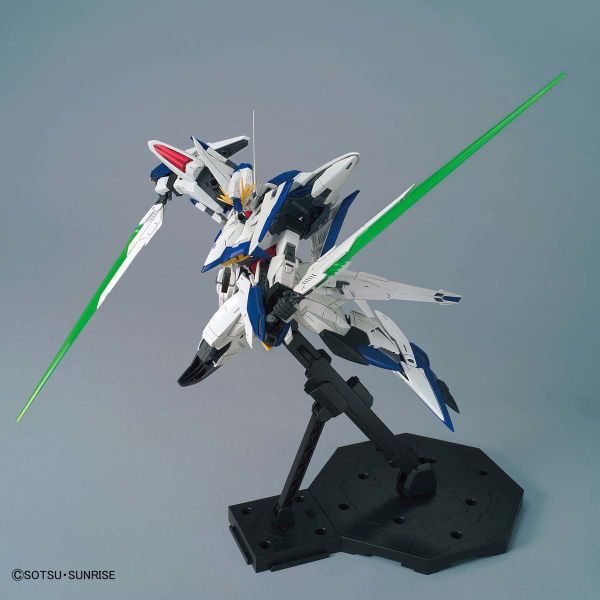 MG MVF-X08 Eclipse Gundam 1/100 - Kidou Senshi Gundam SEED Eclipse | Bandai Spirits Model Kit