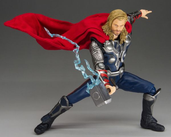 S.H.Figuarts Thor AVENGERS ASSEMBLE EDITION - The Avengers | Bandai Spirits Figure